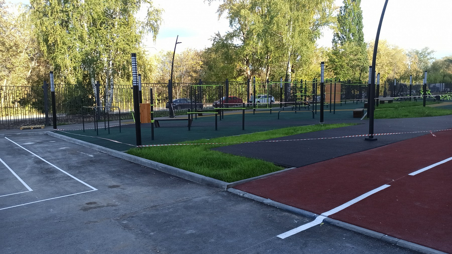 Манеж Спартак, воркаут-площадка