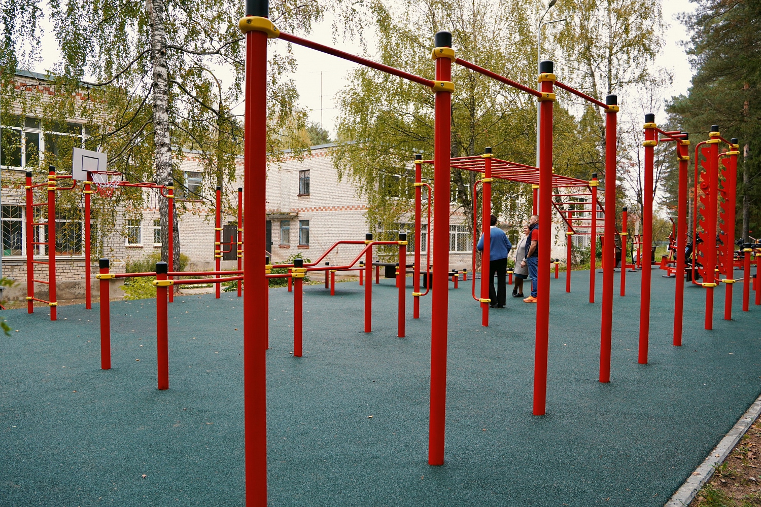 Новая спортивная площадка открыта в «Дубраве» г. Соликамск